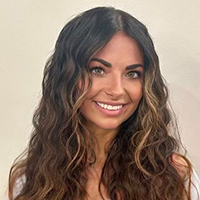 Photo of Laura Starck
