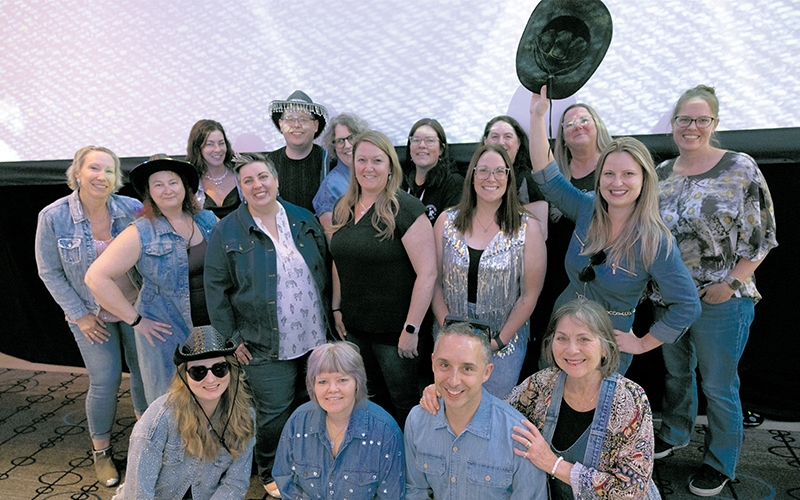 BCNU West Kootenay members wear denim and diamonds during the evening banquet on day two. 